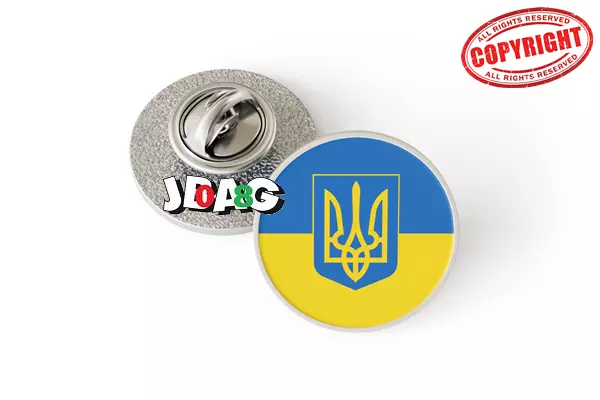 Pins Pin's Badge Ukraine Drapeau Emblème Blason Finition argentée ou dorée