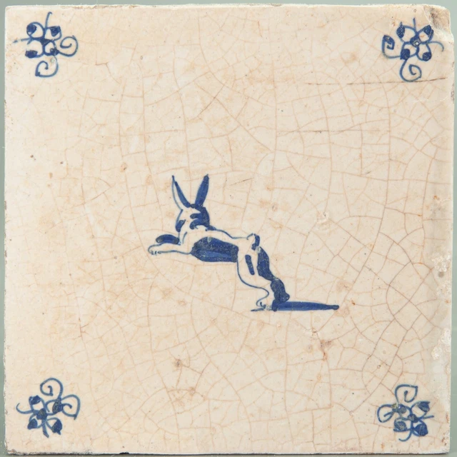 Nice Dutch Delft Blue tile, rabbit, mid 17th century.