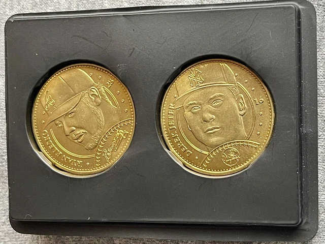 1997 Pinnacle Mint Collection Derek Jeter Ryan Klesko Gold Baseball Card Coin