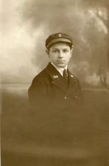 Carte PHoto Années 1920  Jeune employé Casquette N° 744 RATP ? Chemins de Fer ?