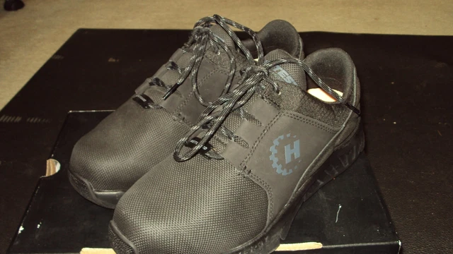 new, Hytest , industrial, steel toe safety shoes, Black , sz 8 ,menatasole .