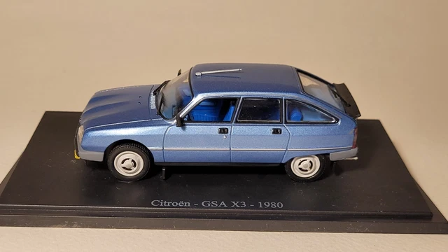 Miniature Citroën Méhari 4x4 1980 Vert - 1/43 Universal Hobbies - Occasion Avec Boîte