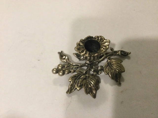 Oggetto In Argento 800 Tecnica Microfusione.bugia Per Candelina Su Tema Uva.
