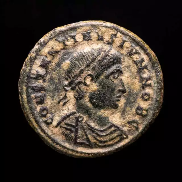 *Lucernae* Constantino II - follis. Heraclea. PROVIDENTIAE CAESS / SMHΔ (6319)