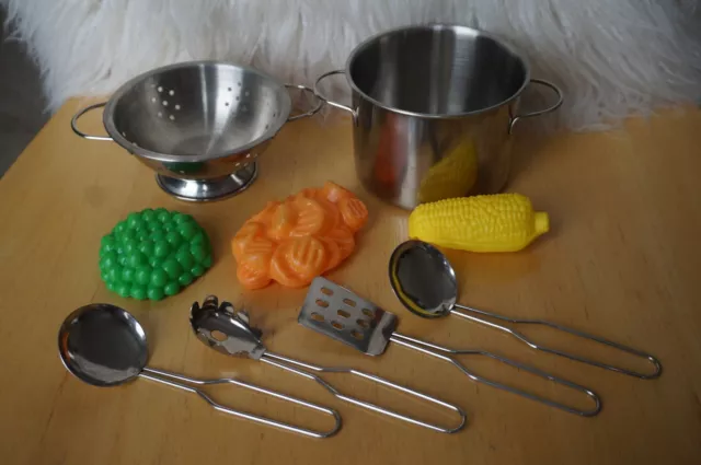 PLAY FOOD Silver Metal Pot Pan Strainer Utensil Vegetable Peas Carrots Corn Toy PLAY FOOD Silver Metal Pot Pan Strainer Utensil Vegetable Peas Carrots Corn Toy