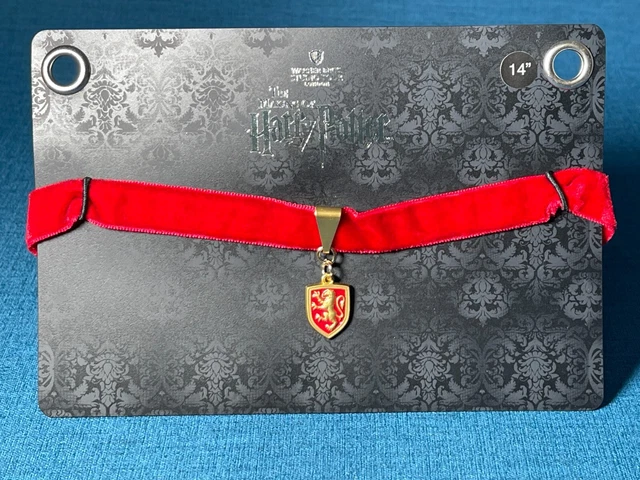 Warner Bros Harry Potter Studio Tour London Gryffindor Velvet Choker Necklace