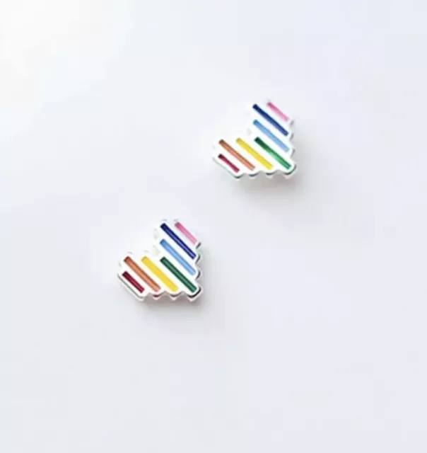Small SIMPLE RAINBOW HEARTS Craft Buttons Christmas Love Sewing Dress It Up  