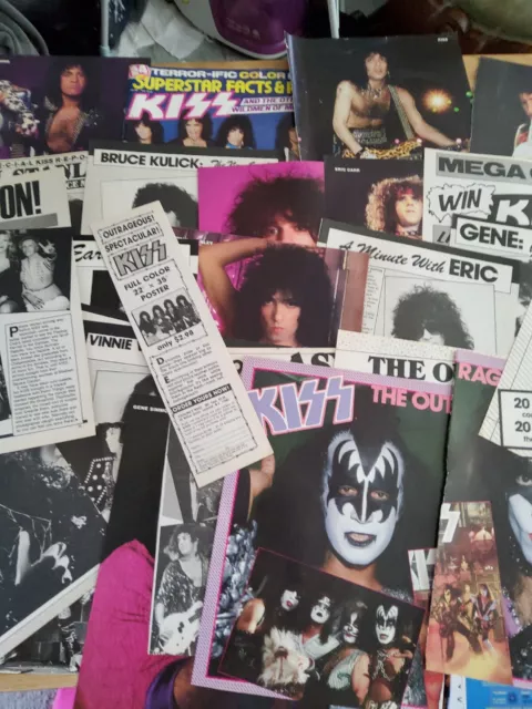 Kiss 25 Cuttings Usa 1985 Plus Older Make Up Shots Vinnie Mark Eric Gene Paul