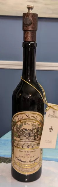 Vintage 1993 Napa Valley Far Niente Wine Bottle Pepper Grinder New Collectible