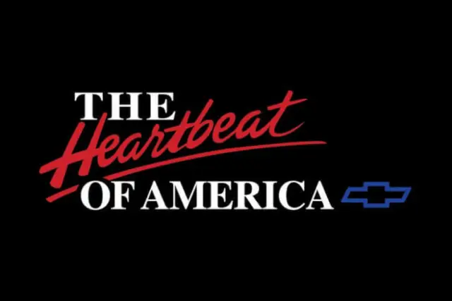 The Heartbeat of America L Grip Fender Cover 22" x 34" non-slip material FG2005