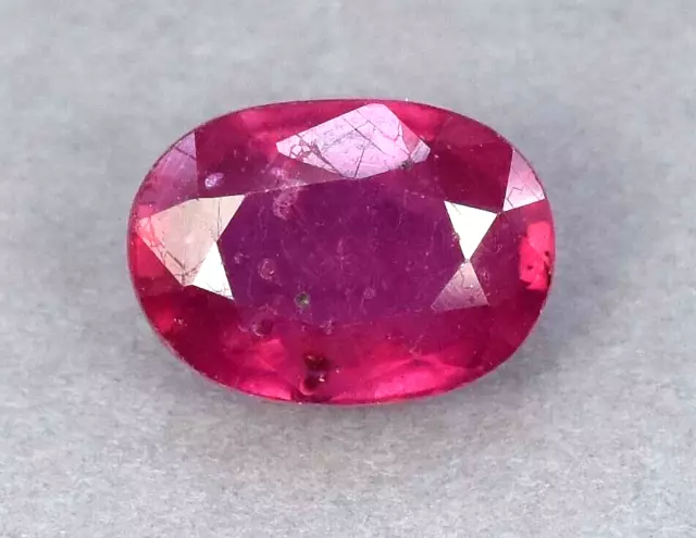 Natürlich Makellos Rot-Pink Rubin A-1 Ovale Form Lose Edelstein Aus Burma AAA+