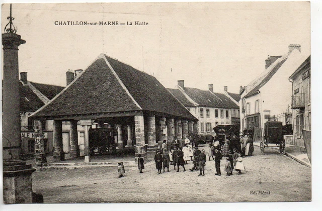 CHATILLON SUR MARNE - Marne - CPA 51 - place du marché - la Halle - attelages