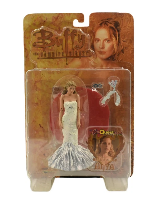 Action figure from Buffy the vampire slayer - Angel in original box