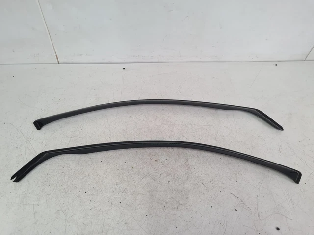 Audi A3 8P 2009 5 Porte Osf Nsf Conducente Lato Passeggero Deflettori Vento Anteriori