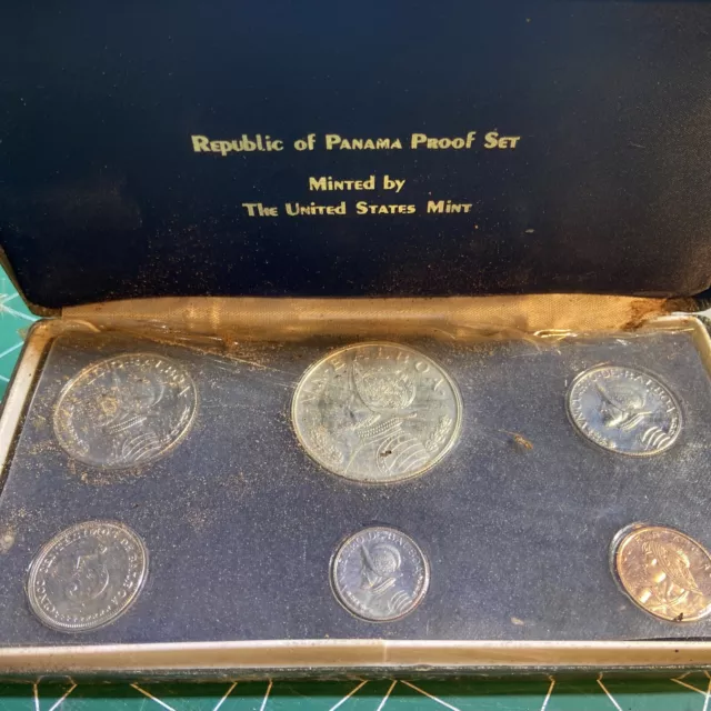 Republic of Panama Proof Set Minted by The United States