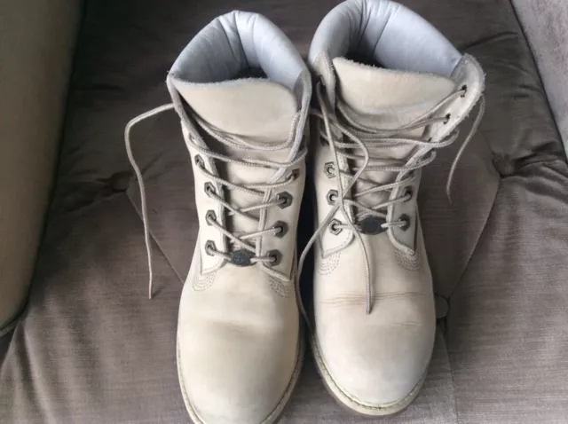 ladies timberland boots size 7 W