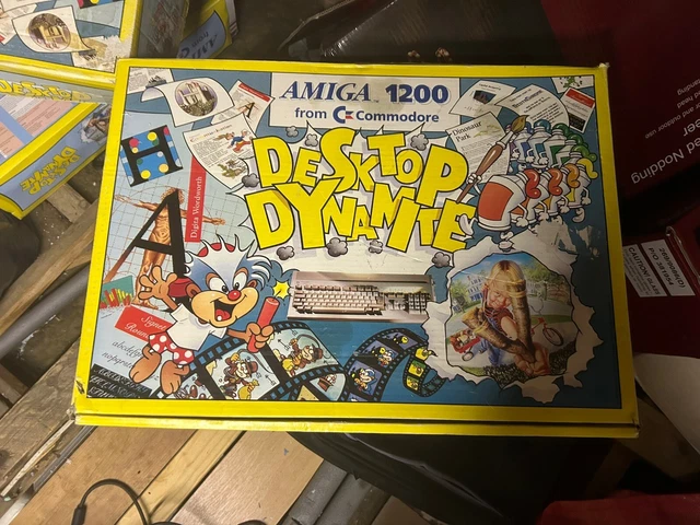 Commodore Amiga 1200 Desktop Dynamite Box And Polys Commodore Amiga 1200 Desktop Dynamite Box And Polys