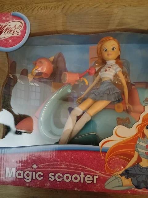 Poupée Winx Bloom Avec Trottinette Magique - SMOBY - Rare Neuve En Boîte