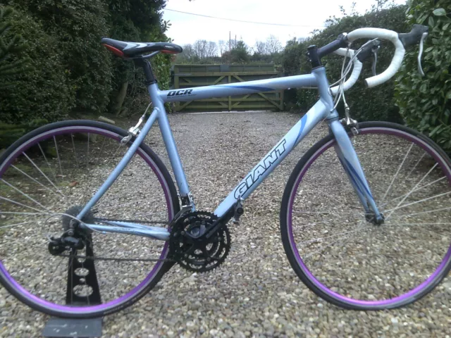 Giant ocr best sale compact road bike