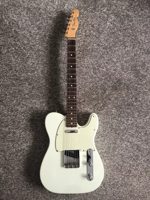 Fender Telecaster Classic Player Baja 60’s Sonic Blue (Reissue)