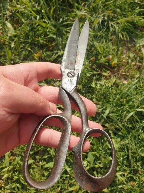Vintage German Warranted Forged Steel Sewing Scissors 5 3/4