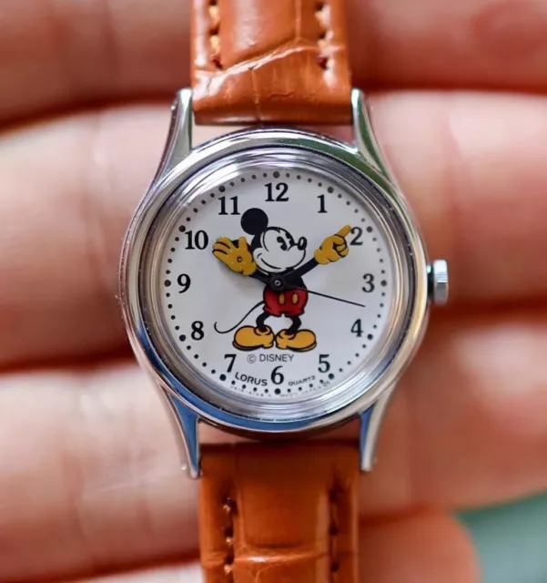 VINTAGE LORUS BY Seiko Mickey Mouse Moving Hands Ladies Watch