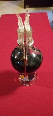 Liquor Decanter With Quad Chambers And Stoppers