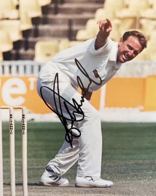 Cricket - signed press photo of Allan Donald South Africa & Warwickshire