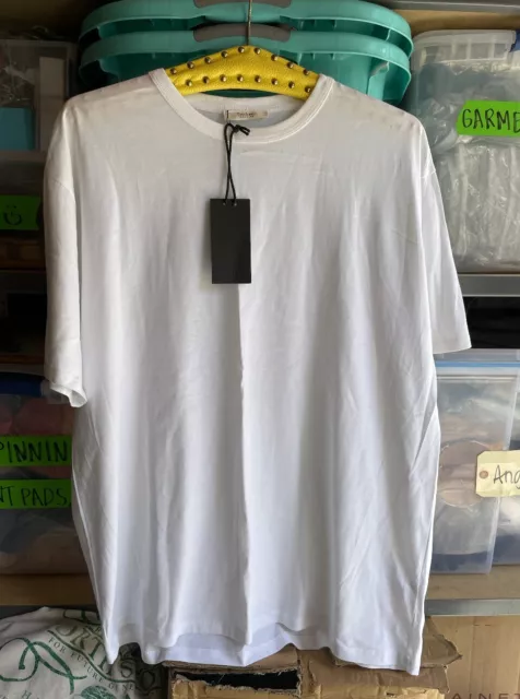 Men's white Totokaelo Archive short sleeve tee size medium