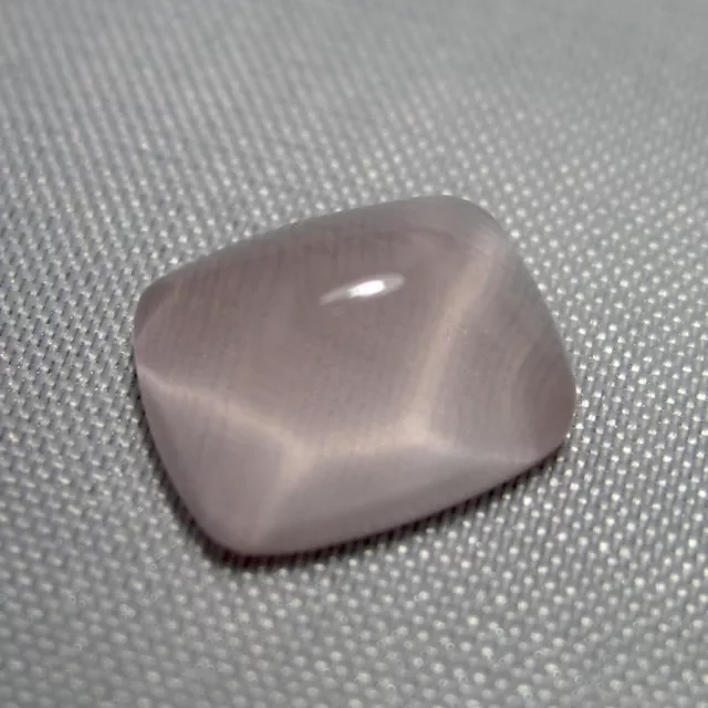 Echter Rosenquarz Antik Cabochon 4ct 11x9mm