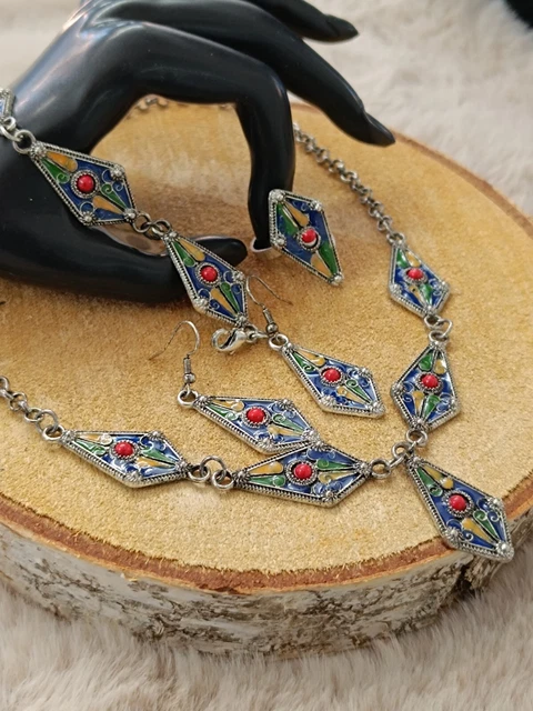 Parure De Bijoux Kabyle En Argent Massif Et Corail Véritable - Occasion, Pièce Ethnique Authentique