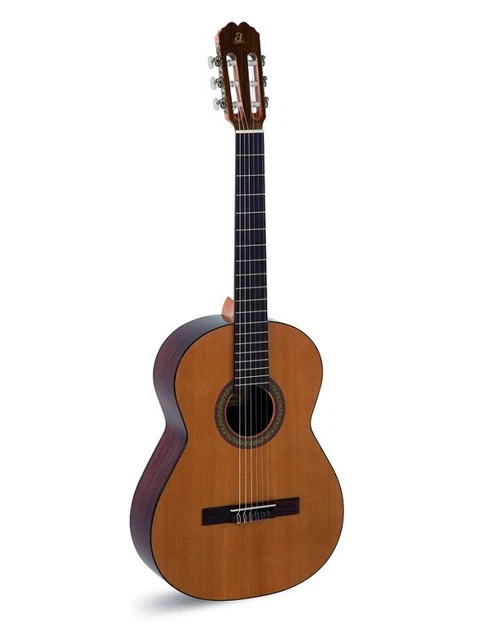 Guitare Classique Modèl Admira Série Véranda Malaga