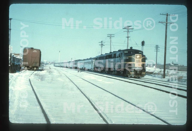 Duplicate Slide NYNH&H New Haven Old Paint ALCO PA1 0780 & 1 Passenger Action