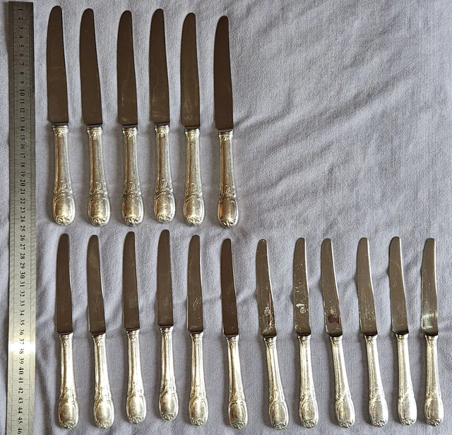 Lot De 9 Couteaux De Table En Métal Argenté Style Louis XV – Époque Rocaille, Design Marly, 25,5 Cm