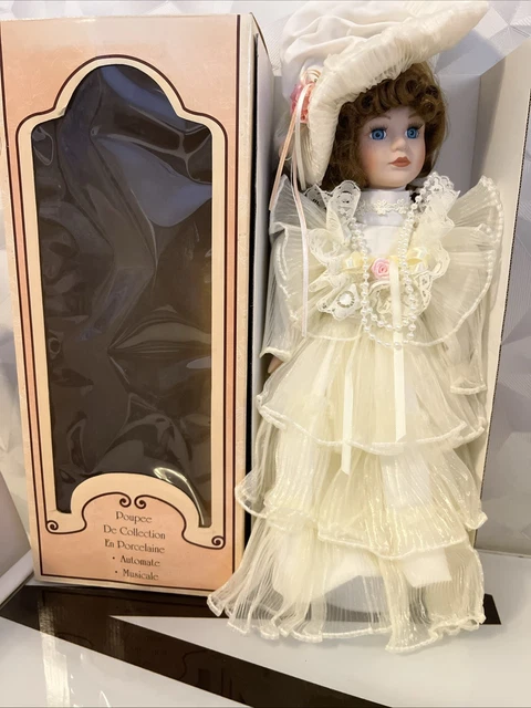 Ancienne Poupée En Porcelaine Noire. Collection Les Îles Marjorie | eBay