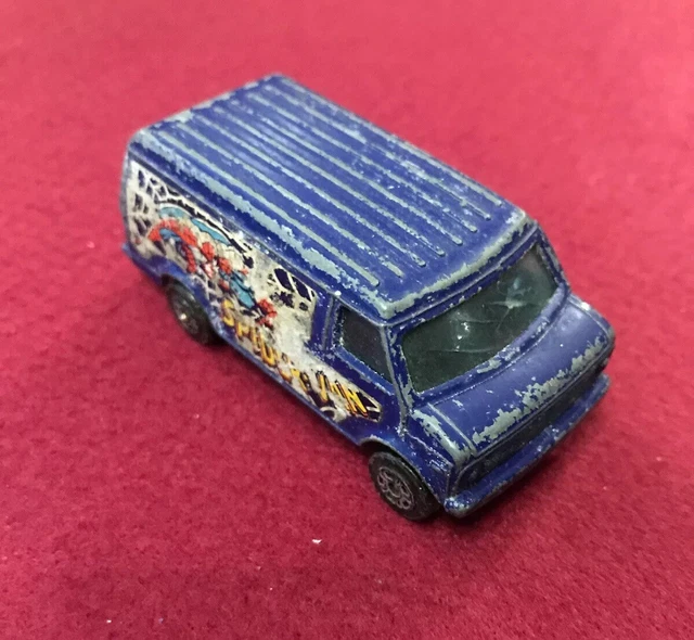 Corgi juniors shop us van