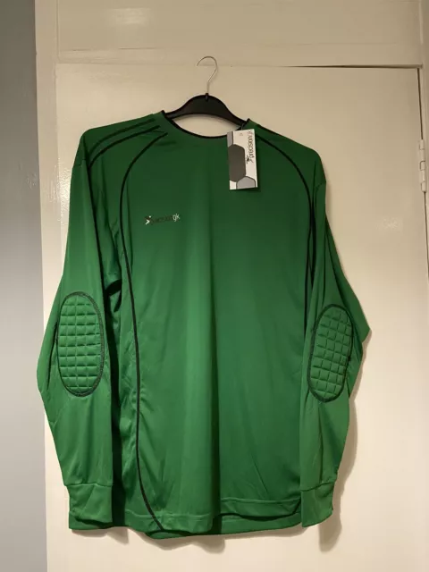 Mens 42-44 Precision UK Goalkeeper Green Shirt BNWT Polyester Padded Elbows BNWT