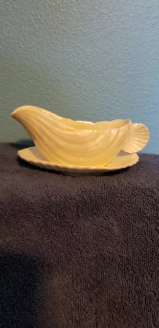 Royal Winton Grimwades Lusterware Clam Shell Gravy Boat Bowl & Under Plate.