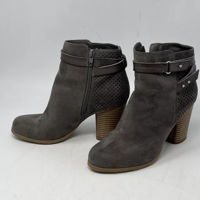 Madden Girl Dottie Ankle Heel Boots Woman’s Size 7M Grayish Brown Zipper Straps