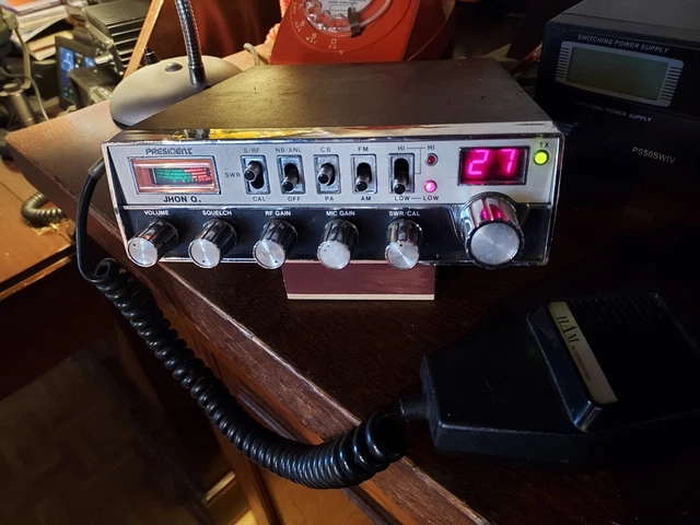 CB Johnson II PRESIDENT 12/24V 40 canaux AM/FM