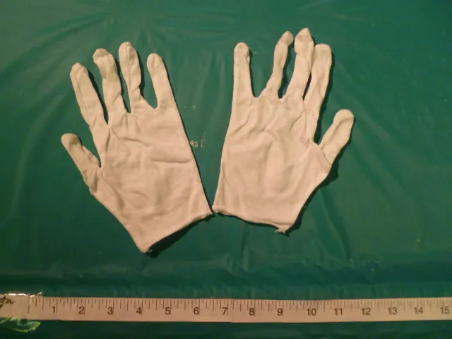 Pair Of  Lightweight White Cotton Gloves, Mens Size