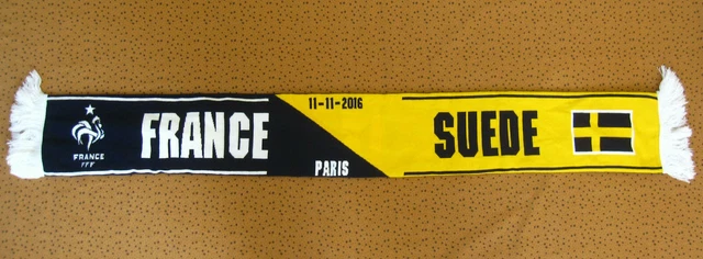 Écharpe Vintage FC Nantes Canaris – Acrylique, Jaune Et Vert, Supporter Rétro