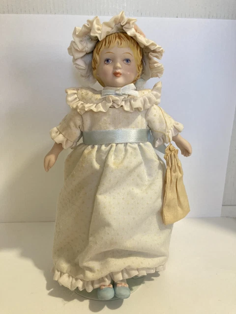 Vintage Avon Victorian Collector Doll Porcelain Bisque Girl 1983 w/ Stand