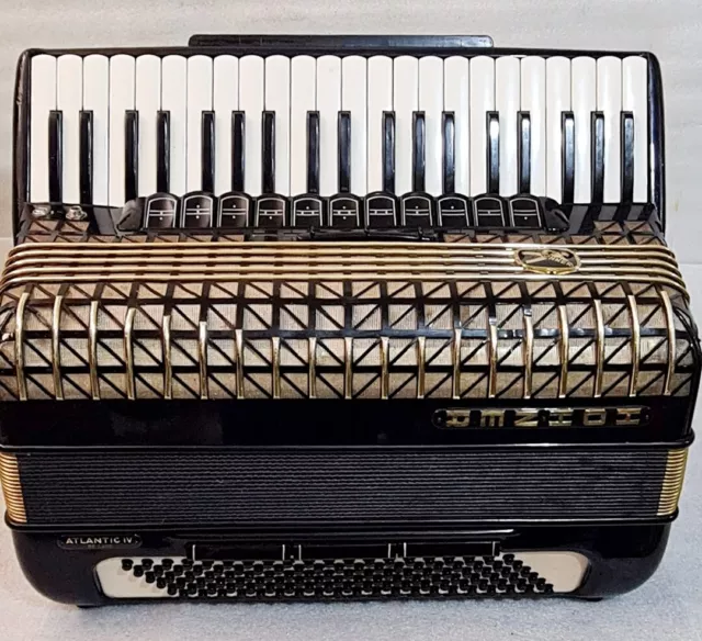 HOHNER ATLANTIC IV De Luxe 120 BASS  Piano Accordion Akkordeon
