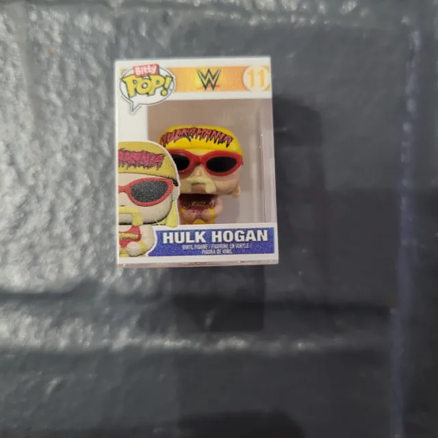 Funko Bitty Pop WWE Wrestling Hulk Hogan Hyper Rare 1/6 Chase