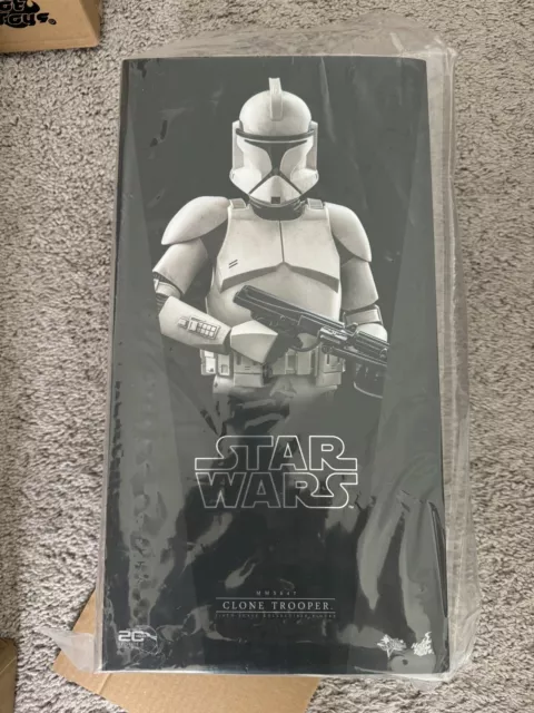 Hot Toys Star Wars White Clone Trooper 1/6th Scale MMS647 Episode 2 AOTC Figure