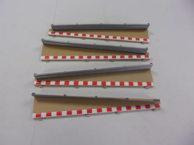 Greenhills Scalextric Lead In / Lead Out Borders & Fences x 4 C8233 Used- LO9