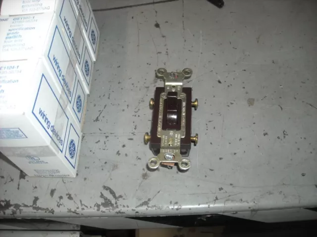 GE   1104-1   Four Way Switch's      Lot of 4