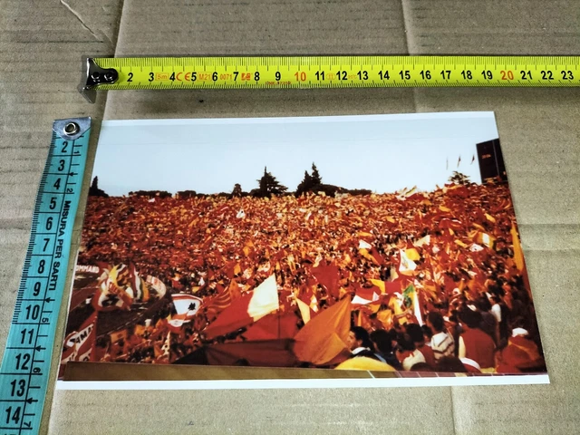 Lotto di 22 fototifo ultras MASSESE Ultrà Massa ( Anni 2000
