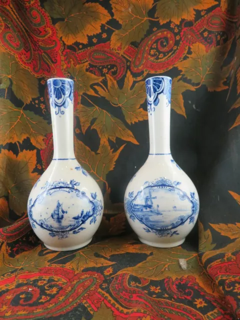 ancienne paire de vases soliflores en faience de delft epoque XIXe